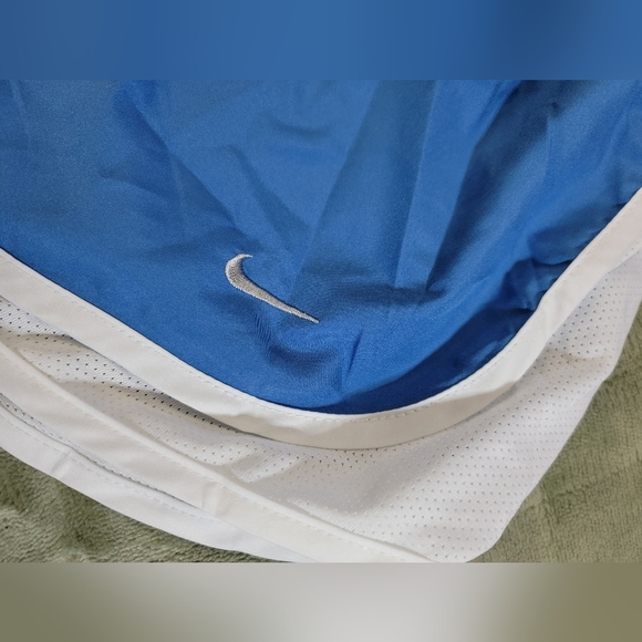 Nike Royal Blue and White Women's Dry Tempo Athletic Shorts Large - Picture 5 of 13
